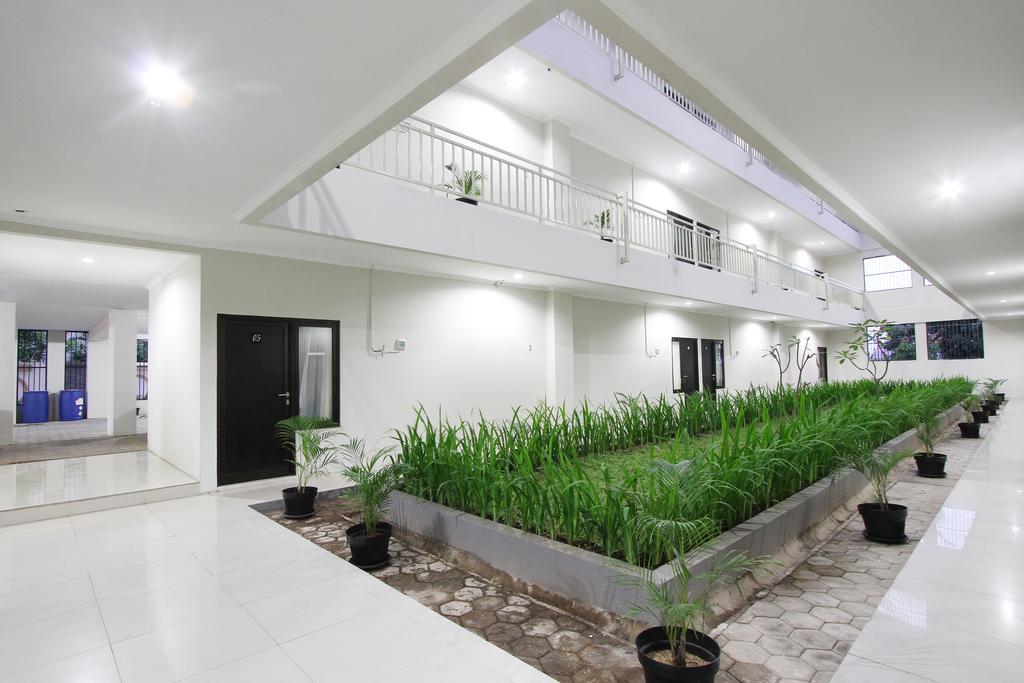 D'Paragon Bukit Sari Semarang Exterior photo